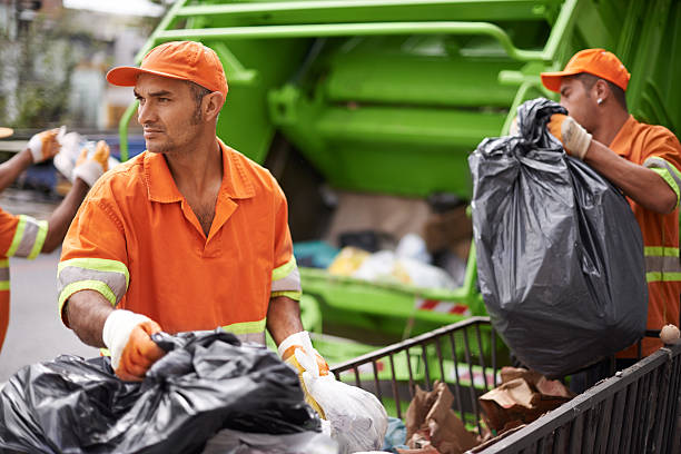 Best Garage Cleanout  in Hanna City, IL